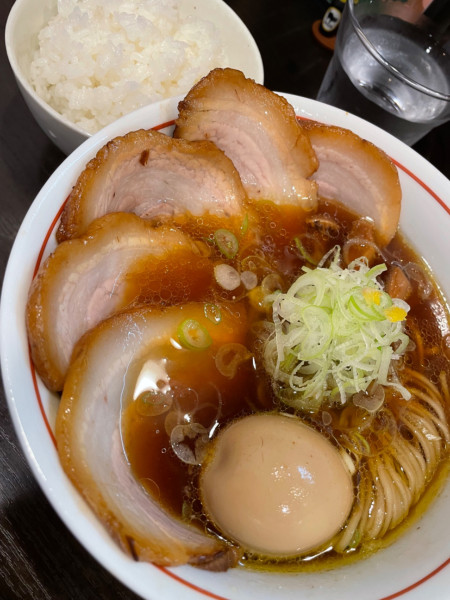 「醤油らーめん」@らーめん颯人の写真