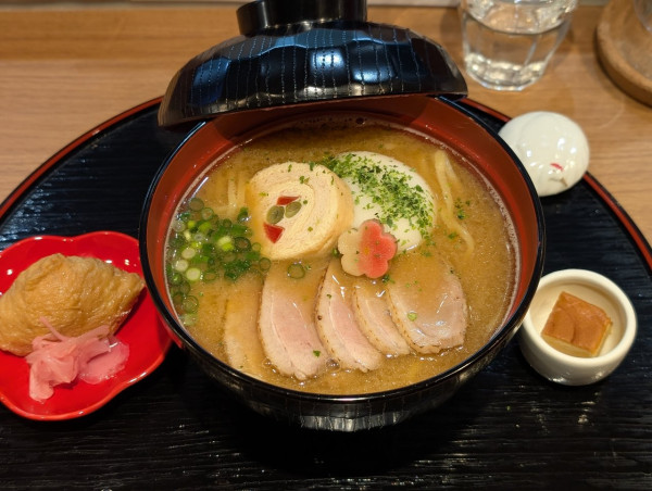 「正月限定観音寺soba」@鶏Soba Toraやの写真