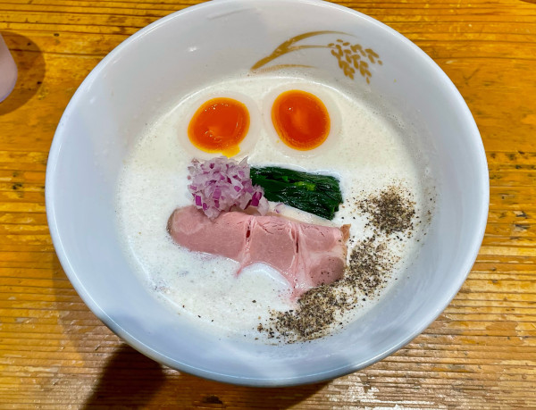 「特製鶏泡白湯ラーメン1,450円」@麦の道 すぐれの写真
