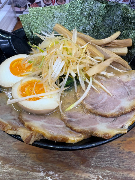 「せい屋スペシャル　1100円特価」@らーめん せい家 高島平店の写真