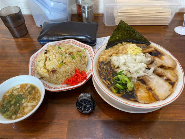 「チャーシューめん、大チャーハン」@柏 濃麺や 39名の写真