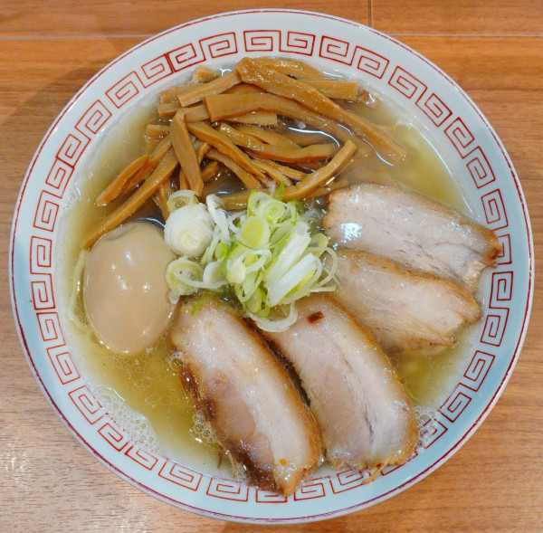 「味玉 塩ラーメン＋メンマ」@喜多方ラーメン 新じまの写真