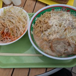 【限定】ガーリッククリームラーメン倍盛り