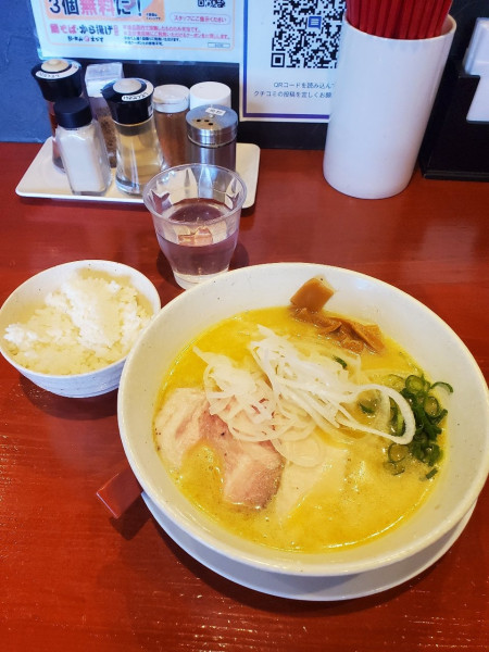 「こってり塩鶏白湯@950」@ら～めんつけ麺 えびすの写真
