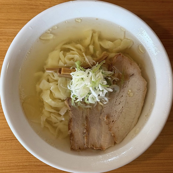 「会津山塩ラーメン」@うえんで食堂の写真