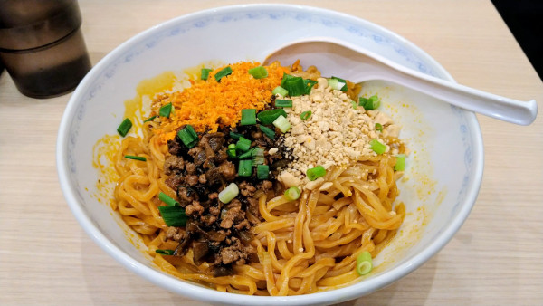 「四川汁無し担々麺(中辛･大盛)」@本格四川料理 麻辣先生  高輪ゲートウェイ店の写真