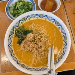 カレータンタン麺 低糖質麺＋パクチー＋紹興酒ロック