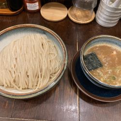 つけ麺・中盛（９８０円）