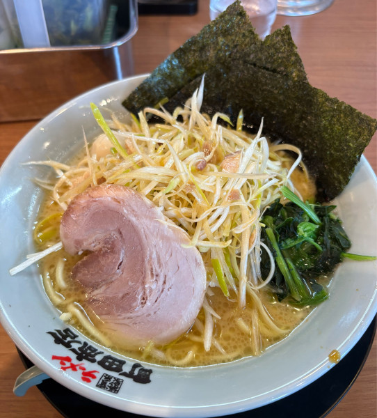 「ネギラーメン　半チャーハン」@町田商店 柏インター店の写真