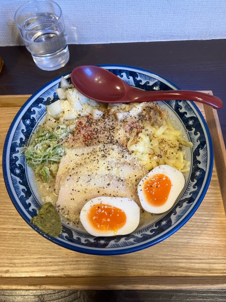 「（限定）とまとバジルチーズまぜそば」@KUMAGAYA RAMEN STANDの写真