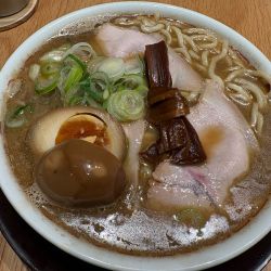 こいくち　照り煮卵入り　1130円