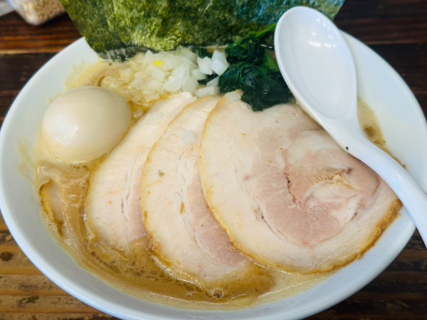 「特製濃厚鶏らーめん 1,400円 大盛 100円」@濃厚鶏らーめんゴッチの写真