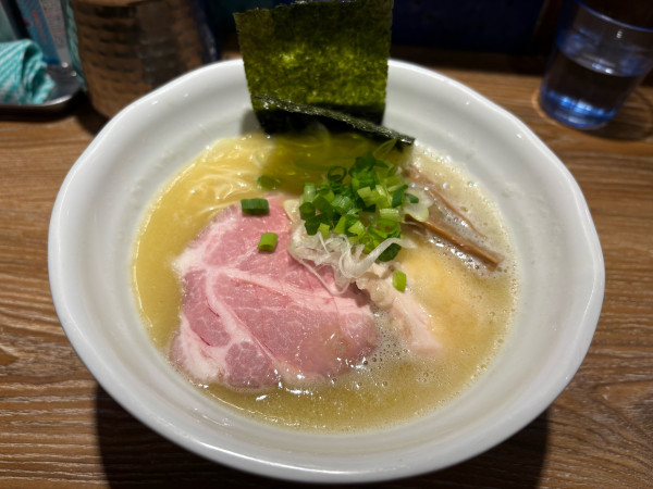 「濃厚中華そば(しお)1030円」@中華そば やま福の写真