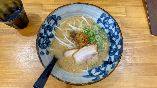 「あごだし白湯らぁめん ¥800」@麺家 ひばりの写真