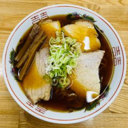 チャーシューメン中 850円