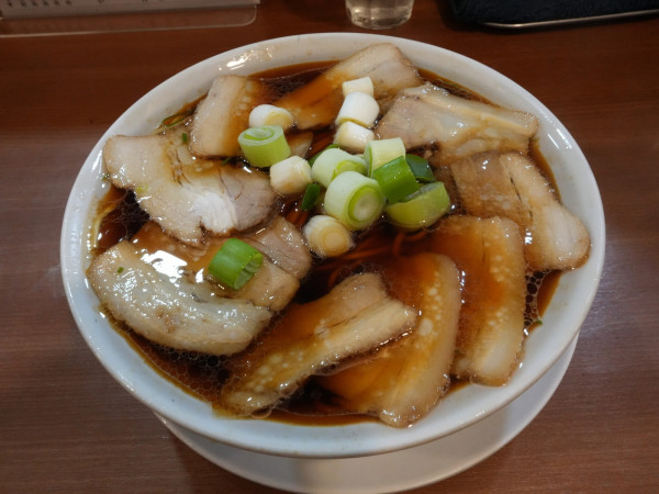 「チャーシュー中華そば」@濃厚中華そば 佐とうの写真