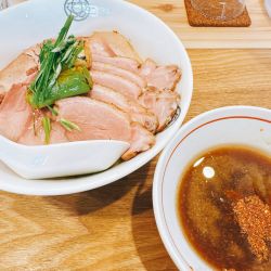 特製 新春・国産鴨チャーシューつけ麺