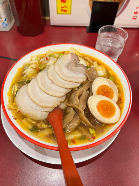 「彩華ラーメン（小）➕フルトッピング」@彩華ラーメン 八尾店の写真