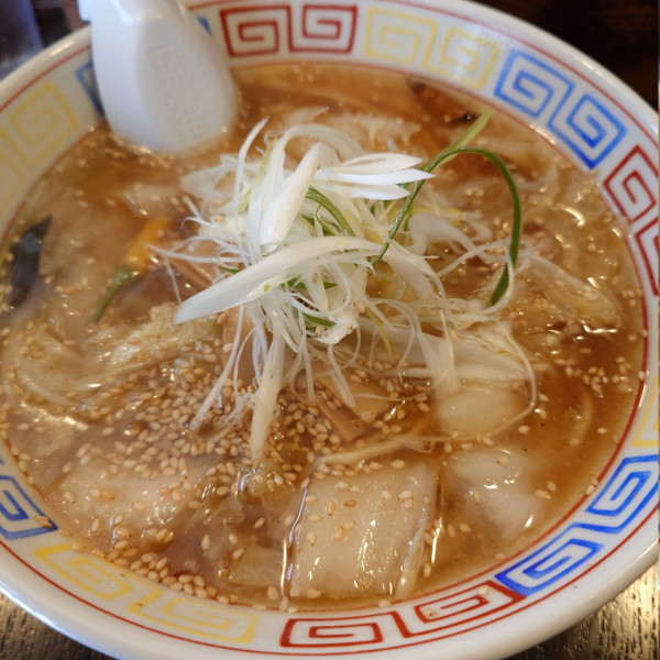 「辛口白菜ラーメン」@餃子と麺 いせのじょう 菊水本店の写真