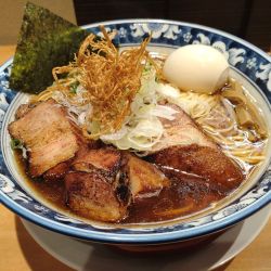 特製醤油らぁ麺大盛