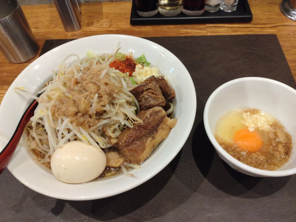 「限定　非乳化二郎系ラーメン＋あぶら玉さん」@麺処 青野の写真