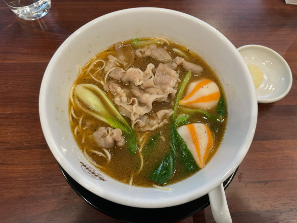 「麻辣湯(薬膳スープ0辛、中華麺)」@麻辣日和の写真