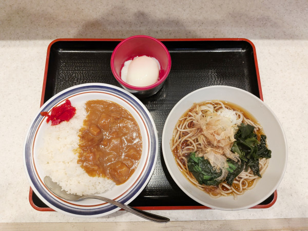 「朝カレーセット（480円）」@名代 富士そば 川崎東口店の写真