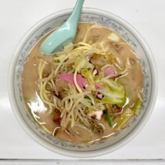 中華軽食 三八 銅座店の画像