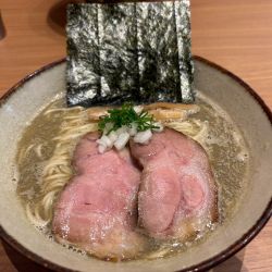 煮干し醤油らーめん