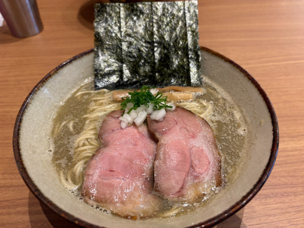 「煮干し醤油らーめん」@麺ふたりの写真