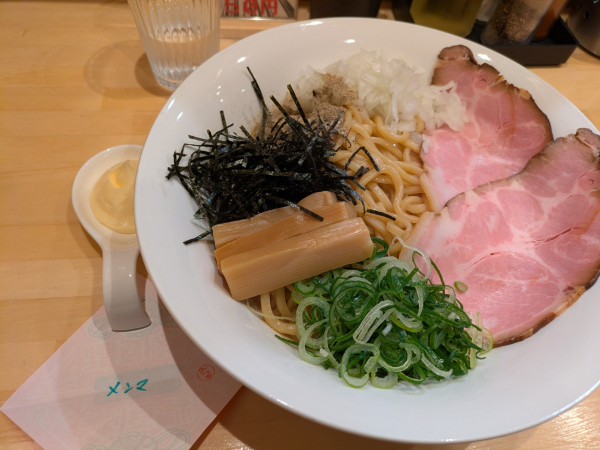 「まぜそば➕大盛り（特盛）➕マヨネーズ」@中華そば みつ葉の写真