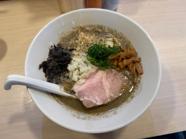 「煮干しそば 1100円」@中華そばカナリヤの写真