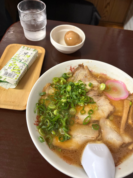 「中華そば・早すし」@井出商店の写真