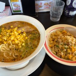 【期間限定】ごま味噌らーめん、チャーハンセット1090円