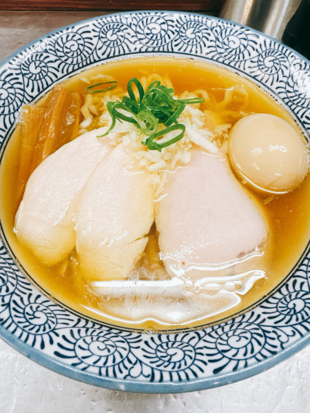 「手もみ中華そば 塩」@麺や 睡蓮の写真