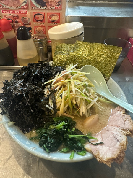 「ネギコテラーメン + 岩のり」@ラーメンショップ 新守谷店の写真