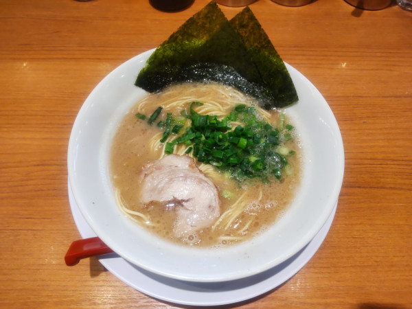 「ラーメン830円」@がっとん 多摩境店の写真