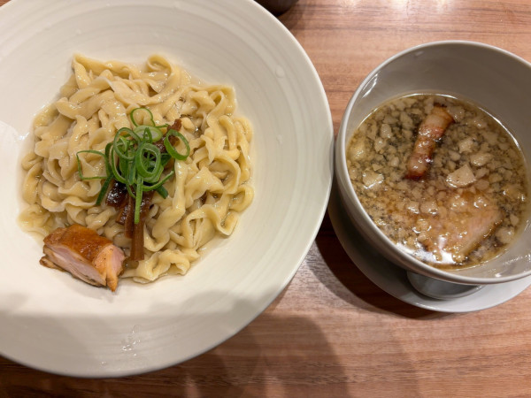 「醤油つけ (手揉み麺変更)」@麺処 ほん田 秋葉原本店の写真