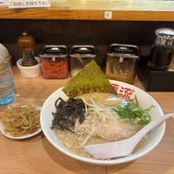 ばりこて源流背脂ラーメン1190円
