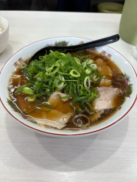 「醤油ラーメン」@ラーメン 萬福 下鳥羽本店の写真
