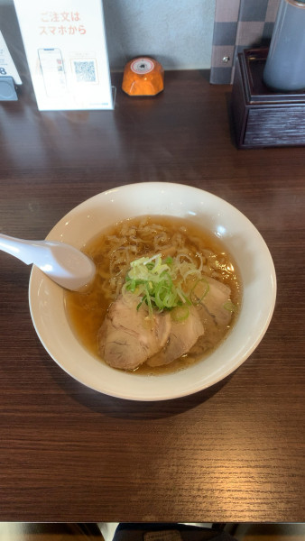 「手揉み中華そば 醤油 1000」@焼鳥 田むらの写真