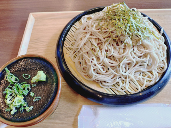 「ざるそばダブル　７８０円」@都議会横丁の写真