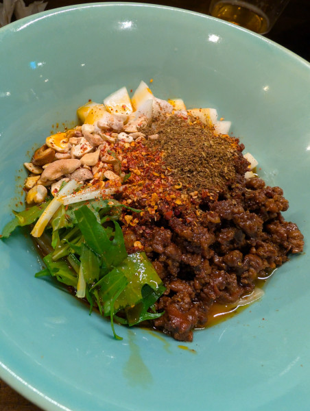 「汁なし担々麺 香酢」@麺や一芯の写真