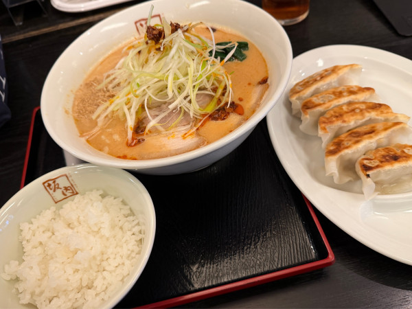 「濃厚ごま味噌ラーメン」@喜多方ラーメン坂内 錦糸町店の写真