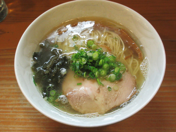 「塩らぁ麺（880円）」@らぁ麺 むらまさ 唐津本店の写真