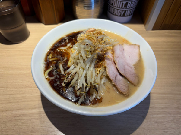「鉄鍋黒味噌ラーメン」@花木流味噌 三鷹店の写真