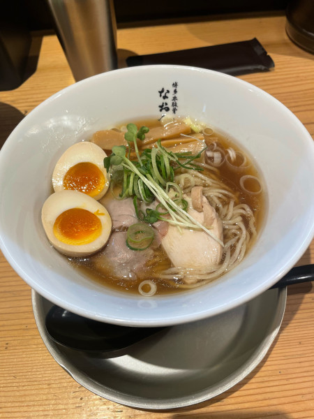 「醤油ラーメン」@博多非豚骨 なお人 POPUPラーメン 博多デイトス店の写真