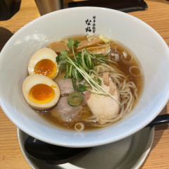 博多非豚骨 なお人 POPUPラーメン 博多デイトス店の画像