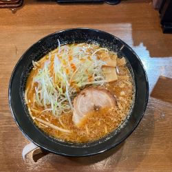 赤味噌辛ねぎらーめん890円