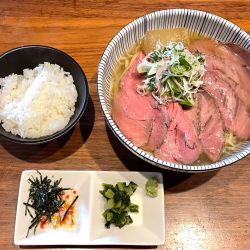 ＜季節の限定＞ 夏 冷たい煮干しぶっかけ